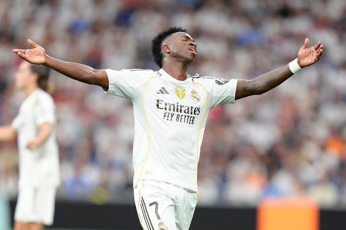 Real Madrid Berikan Peringatan Serius Kepada Vinicius Setelah Aksi kontroversial di El Clasico