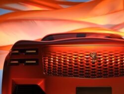 **Century, The New Luxury King of Toyota Group: How Lexus Fits In?**