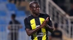 Jarang Terjadi, N’Golo Kante Meledak di Depan Wasit!