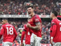 “Terlalu Dini Sebut MU Sudah Kembali Jadi ‘King’: Apakah Ini Kebangkitan atau Ikon yang Hilang?”