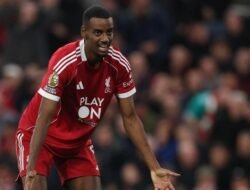 Isak Masih Kesulitan di Liverpool, Eks Kiper Newcastle: Kena Karma – Update 1