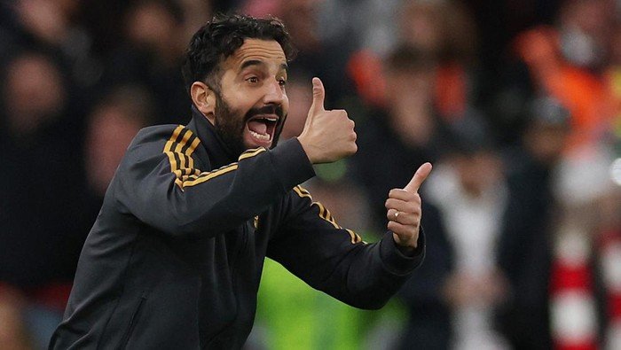 **Diimbangi Nottingham Forest, Man United Kehilangan Kendali 5 Menit**