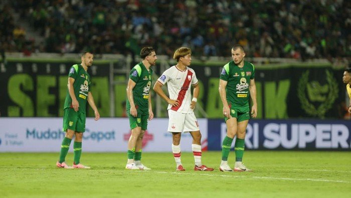 🚀 Persebaya Melakukan Comeback Menakjubkan, Persis Jatuh di Menit Akhir!