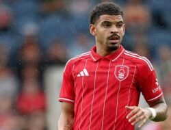 MU Manfaatkan Tendangan Sudut, Nottingham Forest Terpuruk dalam Mimpi Buruk!