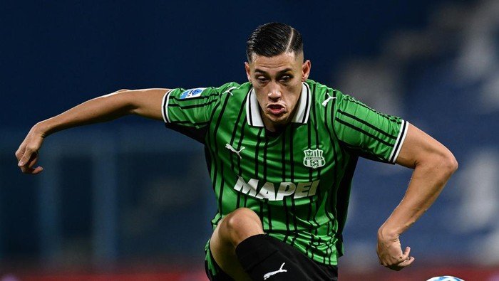 Tragedi Sassuolo: Jay Idzes Dapat Rating Buruk, Tim Tercecer di Papan Klasemen
