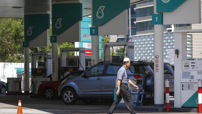 Driver Taksi Online di Malaysia Dimanja Subsidi BBM RON 95, Harga Cuma Rp 7.900 - Alternatif 2