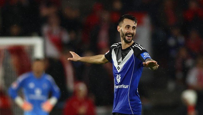 Pemain Pinjaman Arsenal Terima 2 Kartu Merah dalam 6 Laga, Masa Depan Dipertanyakan