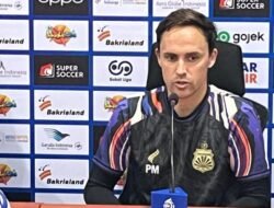 **Bhayangkara Vs Bali: Munster Puji Kualitas Serdadu Tridatu dalam Pertemuan Papan Tengah**