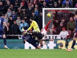 “Sunderland Vs Arsenal 2-2: Meriam London Terdakwa di Menit Akhir”