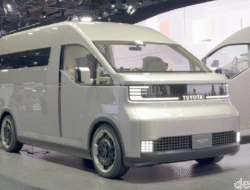 “Inilah Wujud Toyota Hiace yang Makin Canggih dan Asyik, Mewujudkan Masa Depan yang Asyik!”