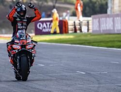 **”Hasil MotoGP Portugal 2025: ‘Pendamping’ Rossi Menjungkalkan Adik Marquez di Sirkuit”**