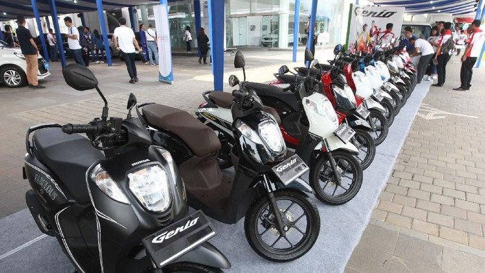 **Rekor Penjualan Motor Indonesia di 2025: 5,427,253 Unit dalam Januari-Oktober**