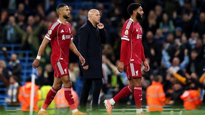 Man City Kembalikan Liverpool ke Bumi, Gugat Dominasi Premier League!