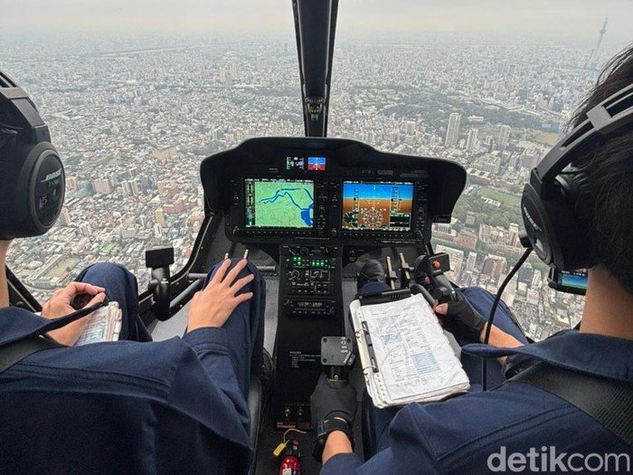 **Begini Rasanya Keliling Tokyo Naik Helicopter dengan Lexus!**