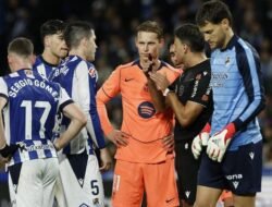 Gagal di Reale Arena, De Jong Blak-blakan Kritik Wasit