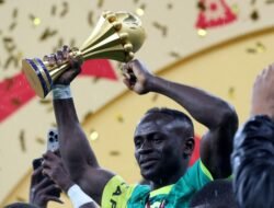 “Sadio Mane Menolak Status Legenda: Fokus pada Prestasi Nyata”