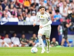 Benfica Menaklukkan Real Madrid, Kambing Hitam Bukan Jawaban