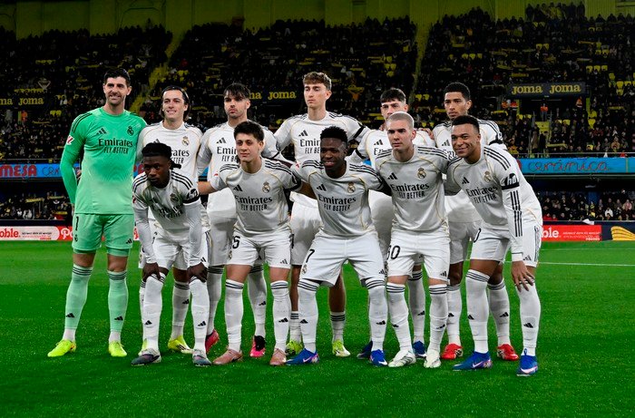 [20 Klub dengan Nilai Pasar Skuad Tertinggi Musim 2025/26: Investasi Atau Risiko?]