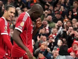 [Konate, Emosi Murni: Air Mata yang Menceritakan Kebanggaan Liverpool]