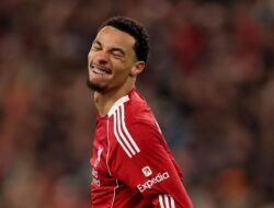 “Anak Gawang Ekitike: Revolusi Gol Liverpool yang Menggoncang Liga!”