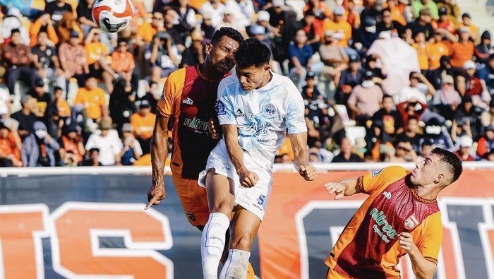 Borneo FC Menang Tipis Atas PSIM, 2-1!