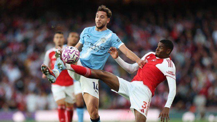 **Arsenal dan City, Kans Quadruple Terancam? Menang di Piala FA Jadi Kunci!**