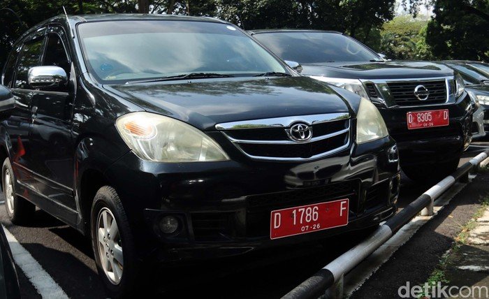 **Mobil Dinas Dilarang Mudik, Ini Spesifikasi dan Regulasi yang Wajib Diketahui**