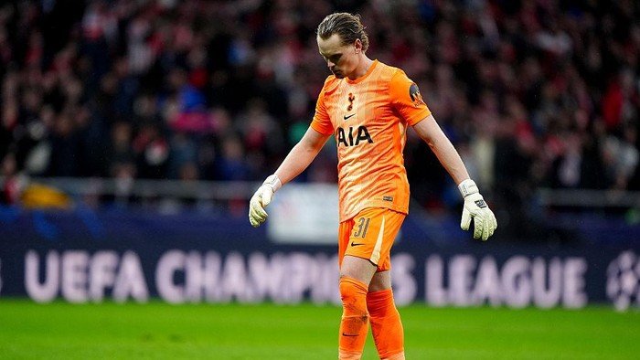 Antonin Kinsky Debut di Liga Champions, Crying Game untuk Tottenham