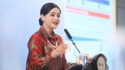 Mercedes-Benz di Garasi Ketua OJK Baru: Cermin Perkembangan industri Otomotif?