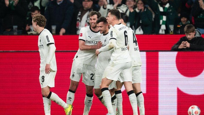 Gladbach Vs St. Pauli: Menang 2-0, Kevin Diks Cs Jauhi Zona Merah - Update 3