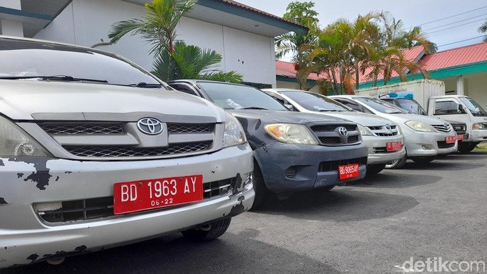**Bengkulu:Provinsi Pertama yang Menyediakan Mobil Dinas untuk ASN Mudik, Dukung Performa Optimal**