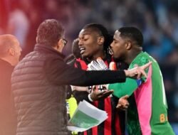 Milan Kalah, Rafael Leao Frustrasi Diganti Allegri. Apakah Ini Akhir Zaman?