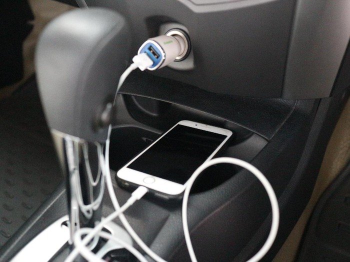 **Ngecas di Mobil: Benarkah Bikin Aki Soak? Fakta yang Perlu diketahui!**