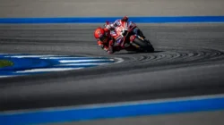 “Pembalap Legenda Marc Marquez Sukses di Sprint Race MotoGP Brasil: Kemenangan Pertama Tahun 2026!”